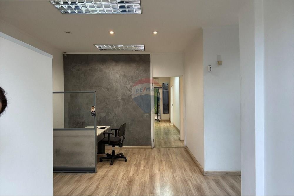 Casa Comercial - Alugar - Campinas , São Paulo - Sala da frente (2).JPEG - Sala em L - 690681196-2