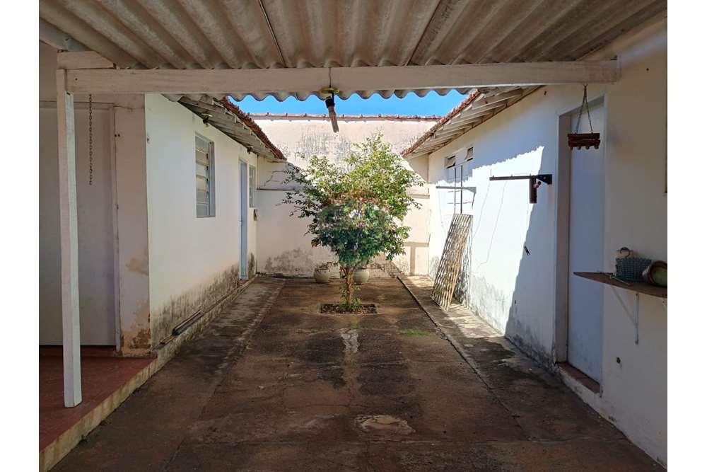 Casa à venda com 5 quartos, 268m² - Foto 6