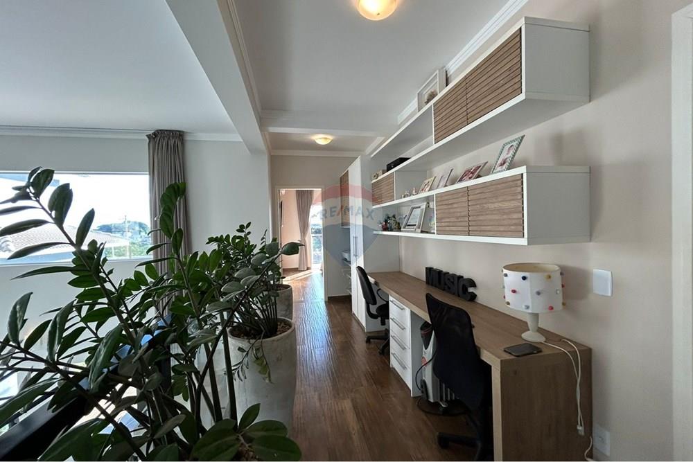 Casa de Condomínio - Venda - Salto , São Paulo - WhatsApp Image 2026-03-28 at 13.28.03.jpeg - Corredor - 690651007-54