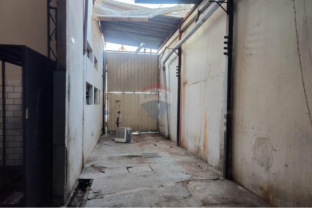 Ponto Comercial/ Loja - Alugar - Hortolândia , São Paulo - foto garagem interna.jpeg - 690531007-15