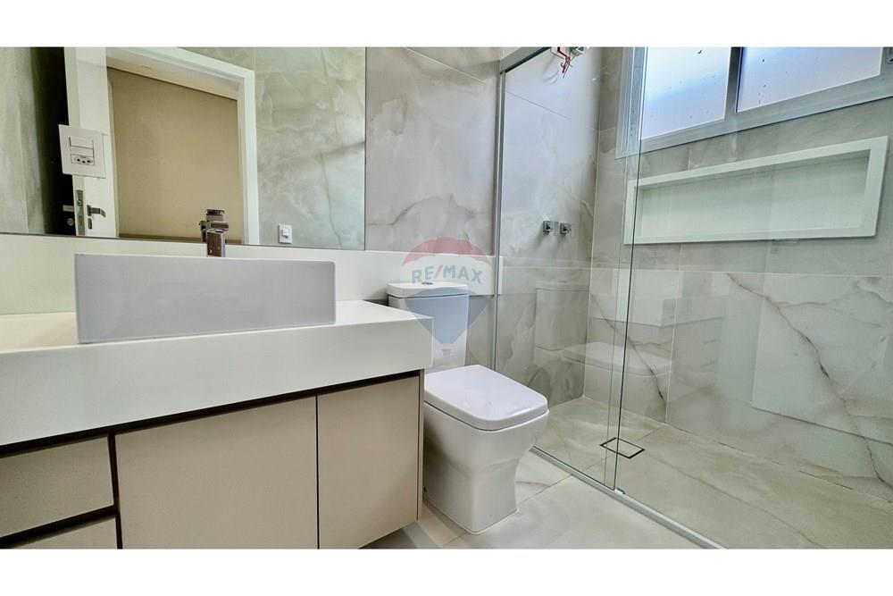 Casa de Condomínio - Alugar - Santa Bárbara d'Oeste , São Paulo - WhatsApp Image 2025-11-17 at 20.03.26 (3).jpeg - Banheiro - 690231086-51