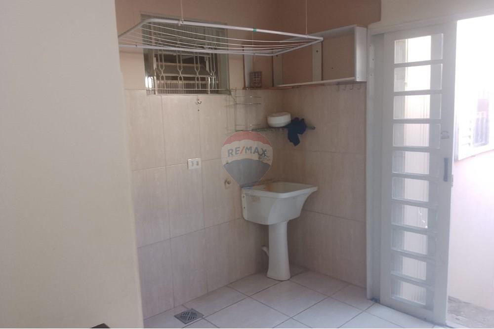 Casa à venda com 2 quartos, 80m² - Foto 14