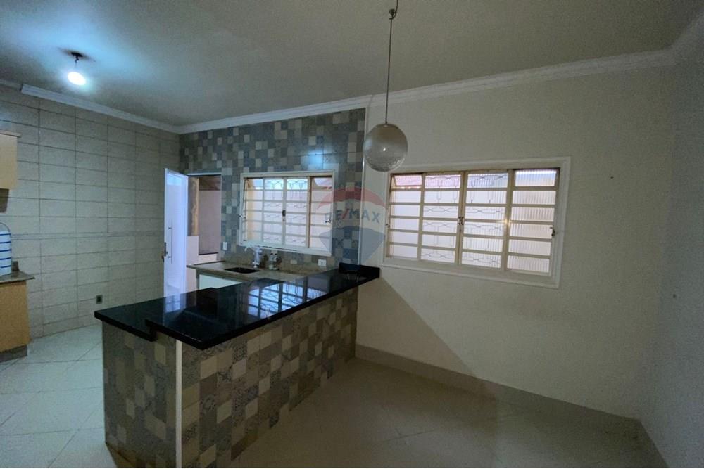 Sobrado - Venda - Bragança Paulista , São Paulo - WhatsApp Image 2025-06-12 at 15.59.02 (1).jpeg - 690141096-27