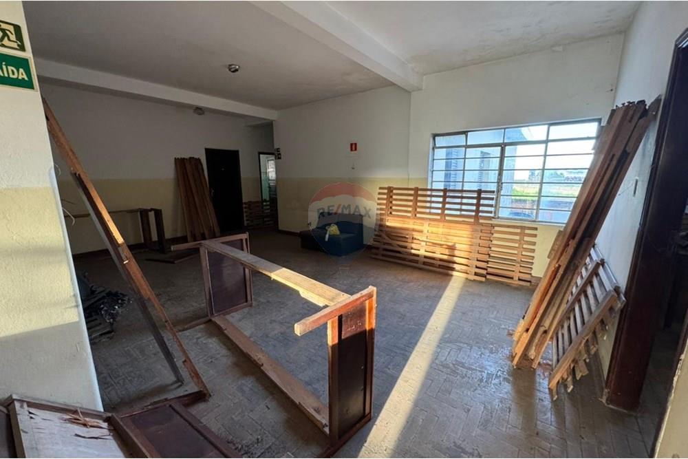 Cj. Comercial/ Sala - Venda - Registro , São Paulo - WhatsApp Image 2025-10-20 at 18.16.45.jpeg - 690061033-29