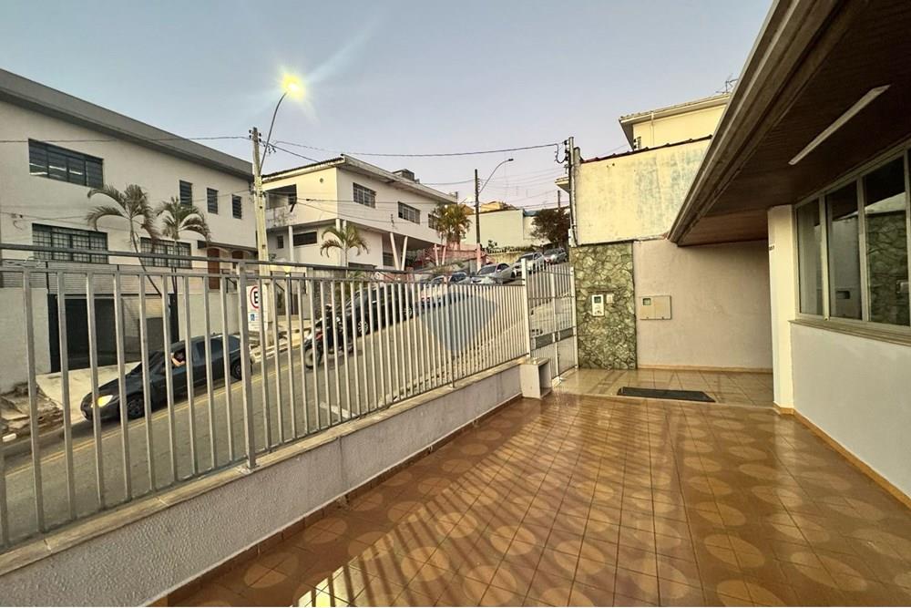 Casa Comercial - Alugar - Bragança Paulista , São Paulo - WhatsApp Image 2025-03-24 at 10.37.29 (1).jpeg - 690041127-26