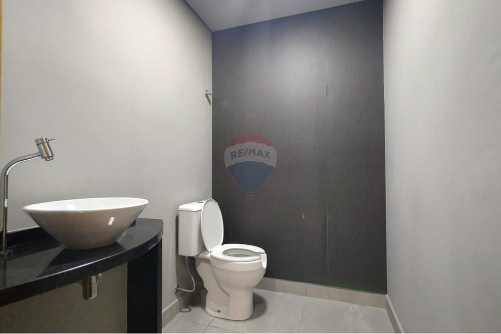 Ponto Comercial/ Loja - Alugar - Jundiaí , São Paulo - PHOTO-2025-10-31-17-44-44.jpg - Banheiro - 690591052-28