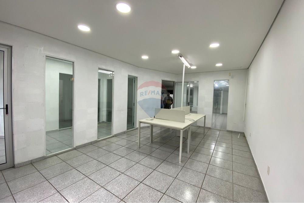 Ponto Comercial - Alugar - Bragança Paulista , São Paulo - WhatsApp Image 2026-03-09 at 09.46.19 (3).jpeg - 690141085-45