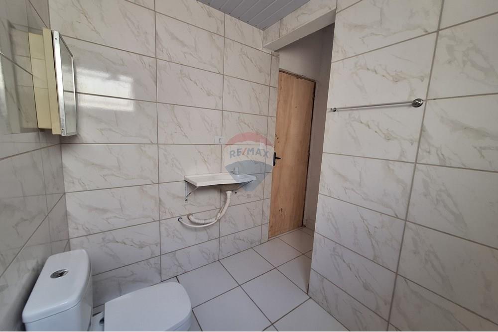 Casa à venda com 4 quartos, 240m² - Foto 46