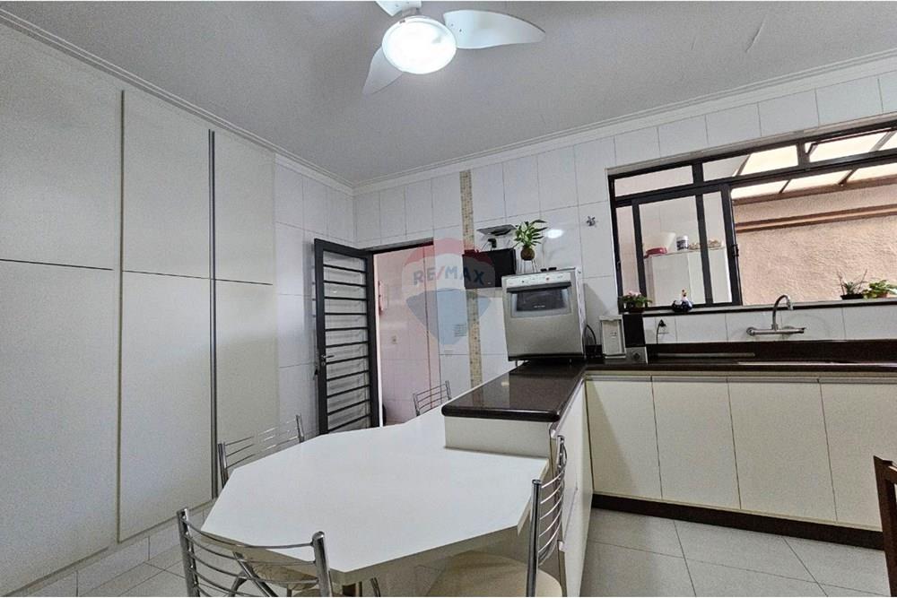 Casa - Venda - Itapira , São Paulo - photo_2025-06-01_15-50-12 (3).jpg - Cozinha - 690291048-71