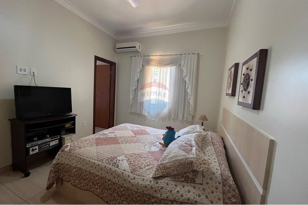 Chácara / Sítio / Fazenda - Venda - Cosmópolis , São Paulo - quarto 2.JPG - 690511309-2