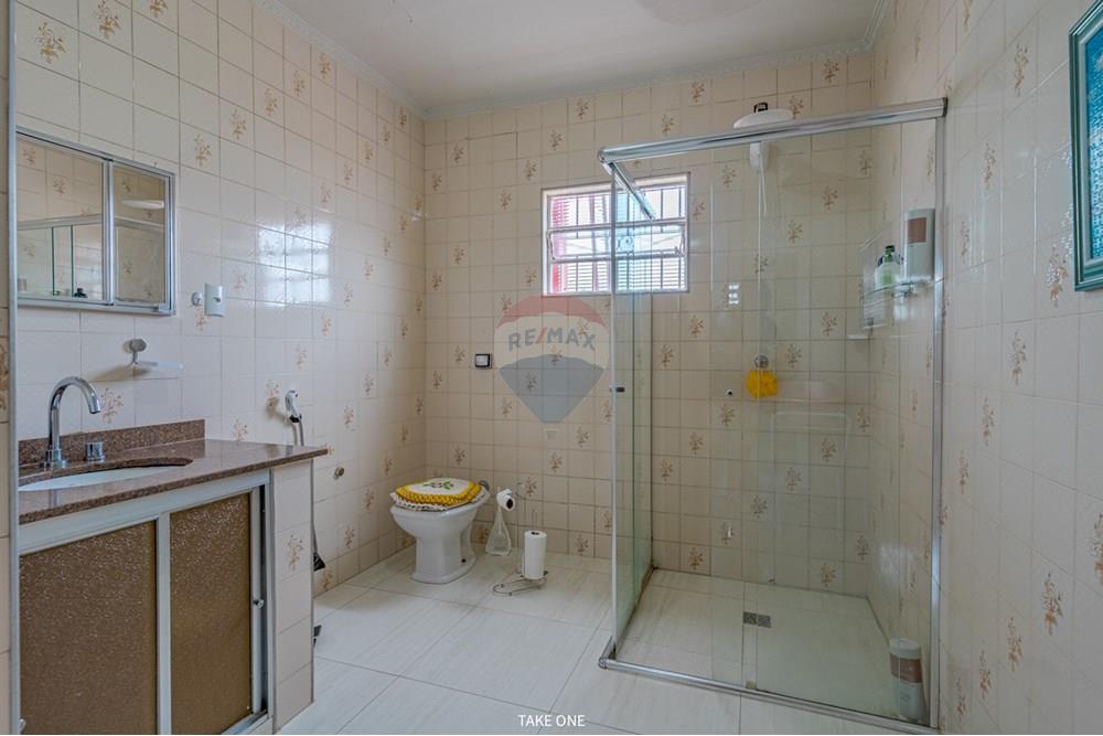 Woningbouw - Haus - Campinas , São Paulo - BR - DSC08869-HDR.jpg - Badkamer - 690681178-8