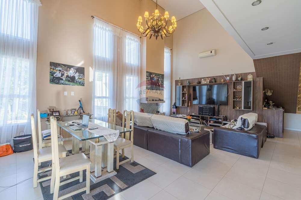 Casa de Condomínio - Venda - Vinhedo , São Paulo - 11 sala.jpg - 690941027-48