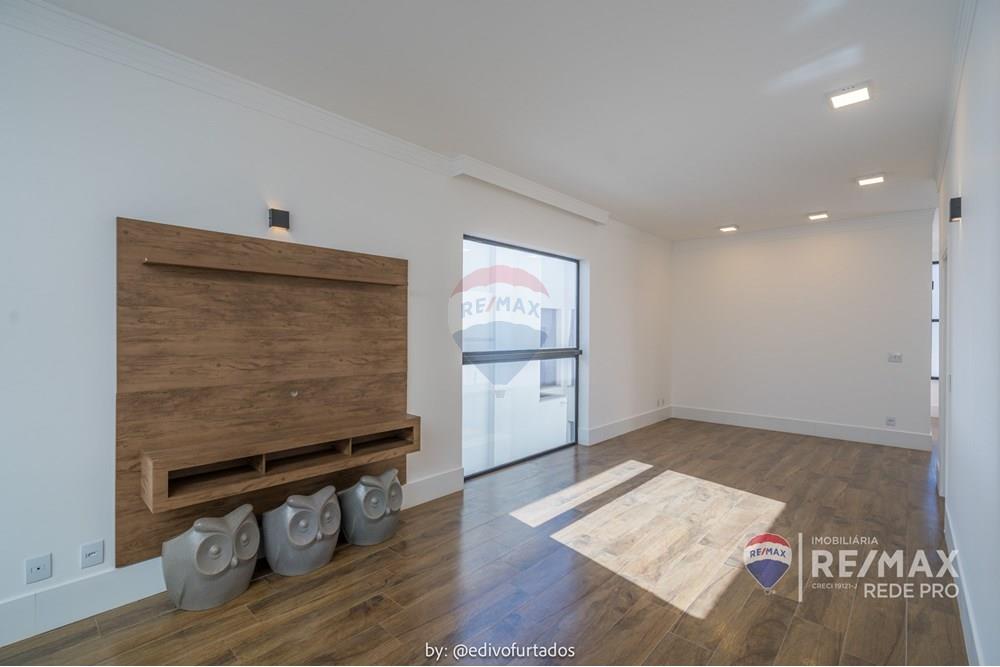 Casa de Condomínio - Alugar - Valinhos , São Paulo - EDI08936EDIVO FURTADO SILVA - RG98002306922 SSPCE - REMAX REDE PRO - 690851099-10 - RESERVA COLONIAL - ROMULO E ELISA_.jpg - 690851099-10