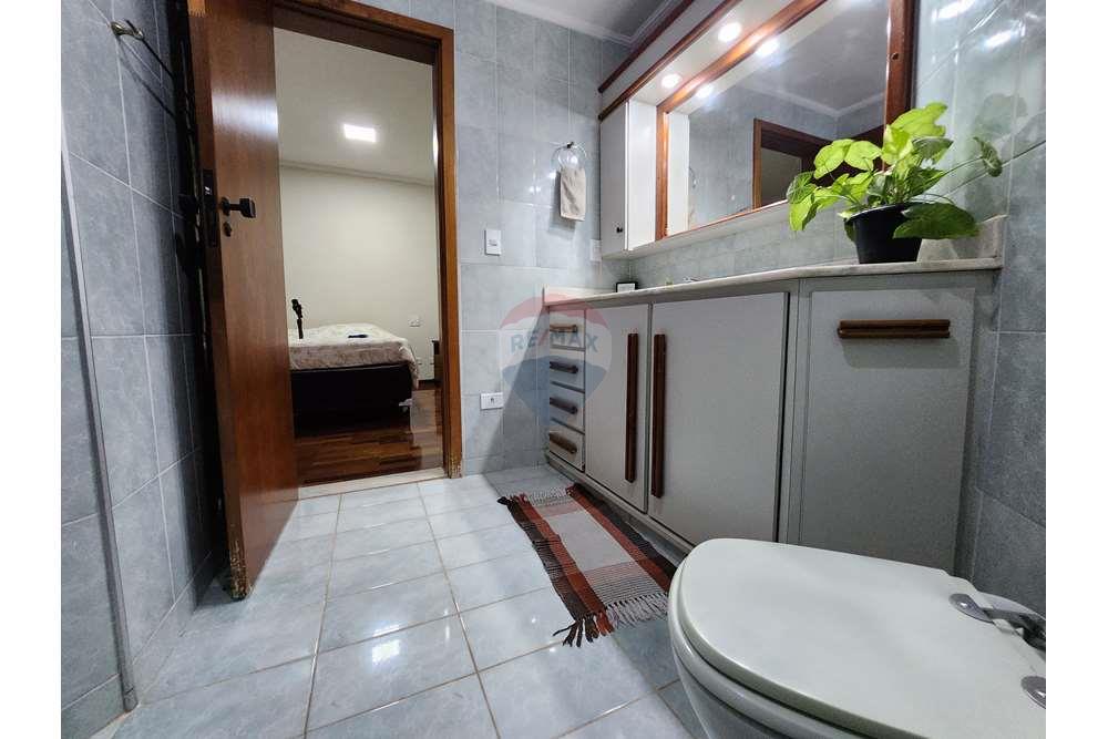 Apartamento à venda com 3 quartos, 157m² - Foto 29