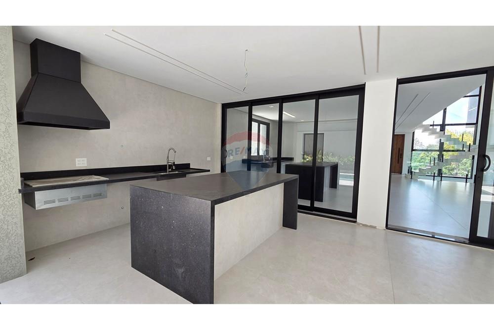 Casa de Condomínio - Venda - Santana de Parnaíba , São Paulo - 20251204_121551.jpg - 690951041-35