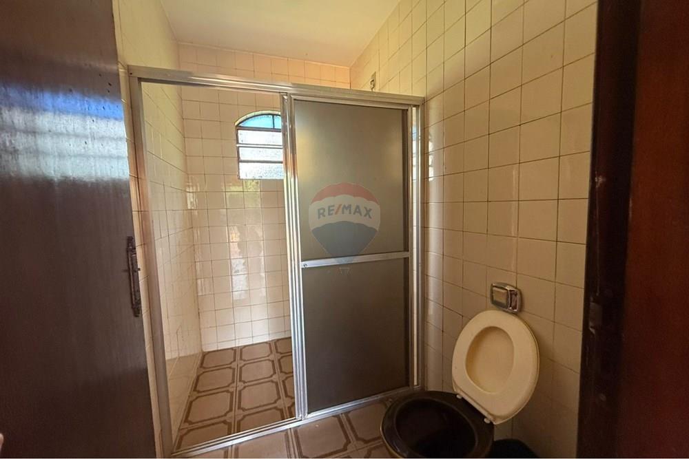 Chácara / Sítio / Fazenda - Alugar - Bragança Paulista , São Paulo - WhatsApp Image 2026-02-25 at 14.48.19 (5).jpeg - Banheiro - 690041129-19