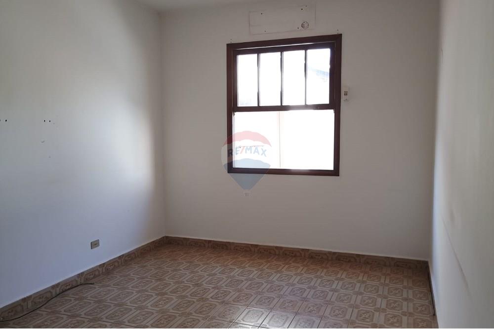 Casa à venda com 5 quartos, 268m² - Foto 32