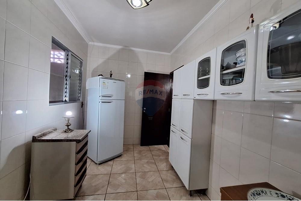 Casa à venda com 2 quartos, 144m² - Foto 34
