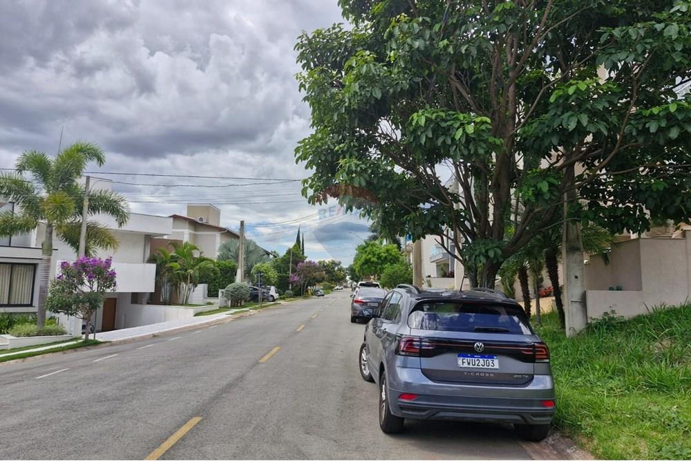 Terreno - Venda - Valinhos , São Paulo - Rua direita.jpg - 690851002-120