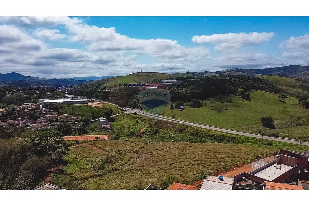 Casa - Venda - Piracaia , São Paulo - 2025-10-15-10-15-24-301 3.jpg - 691011030-1