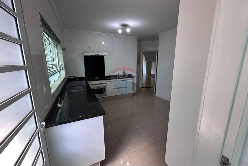 Casa de Condomínio - Alugar - Bragança Paulista , São Paulo - WhatsApp Image 2025-12-03 at 12.01.30 (2).jpeg - 690041159-16