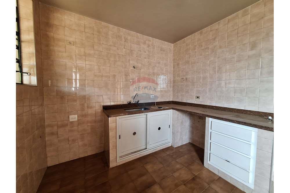 Casa à venda com 6 quartos, 249m² - Foto 51