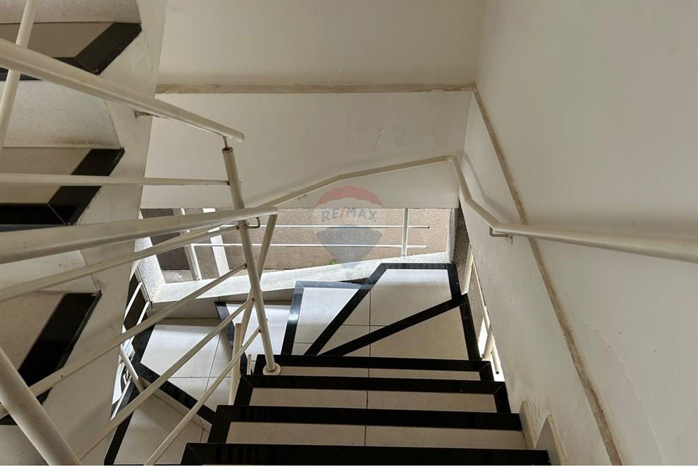 Apartamento - Venda - Bragança Paulista , São Paulo - escada garagem .jpeg - 690041085-96