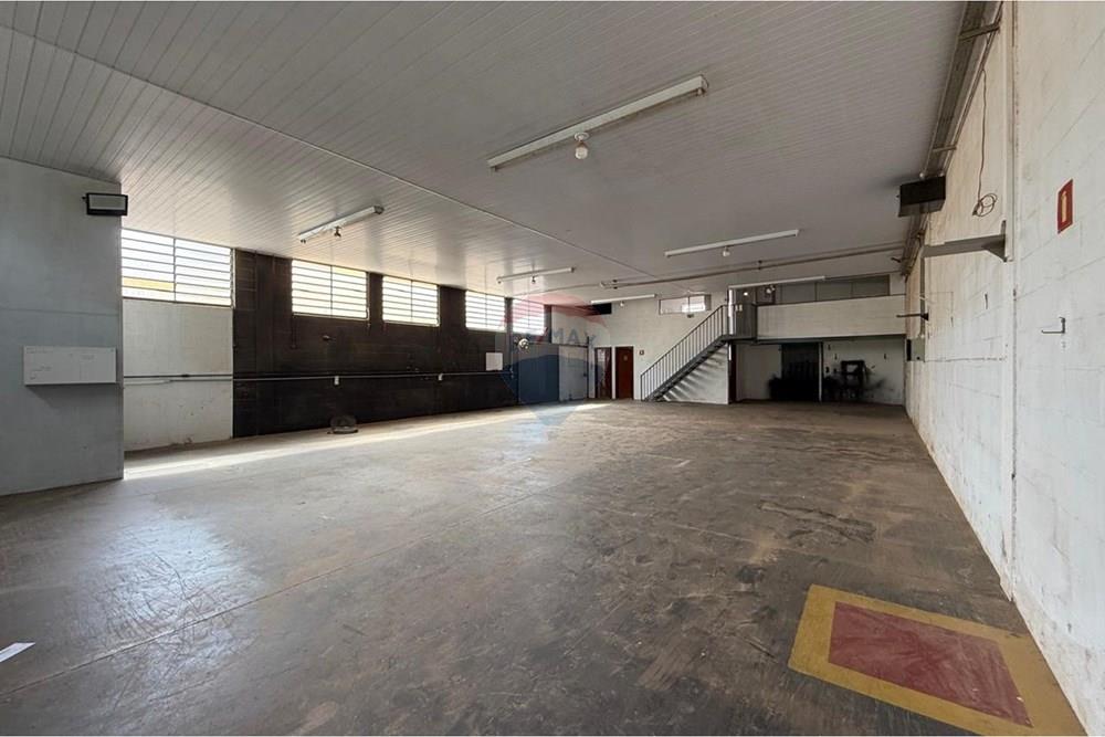 Galpão - Alugar - Araras , São Paulo - PHOTO-2026-03-18-14-56-04 (5).jpg - 690691010-76