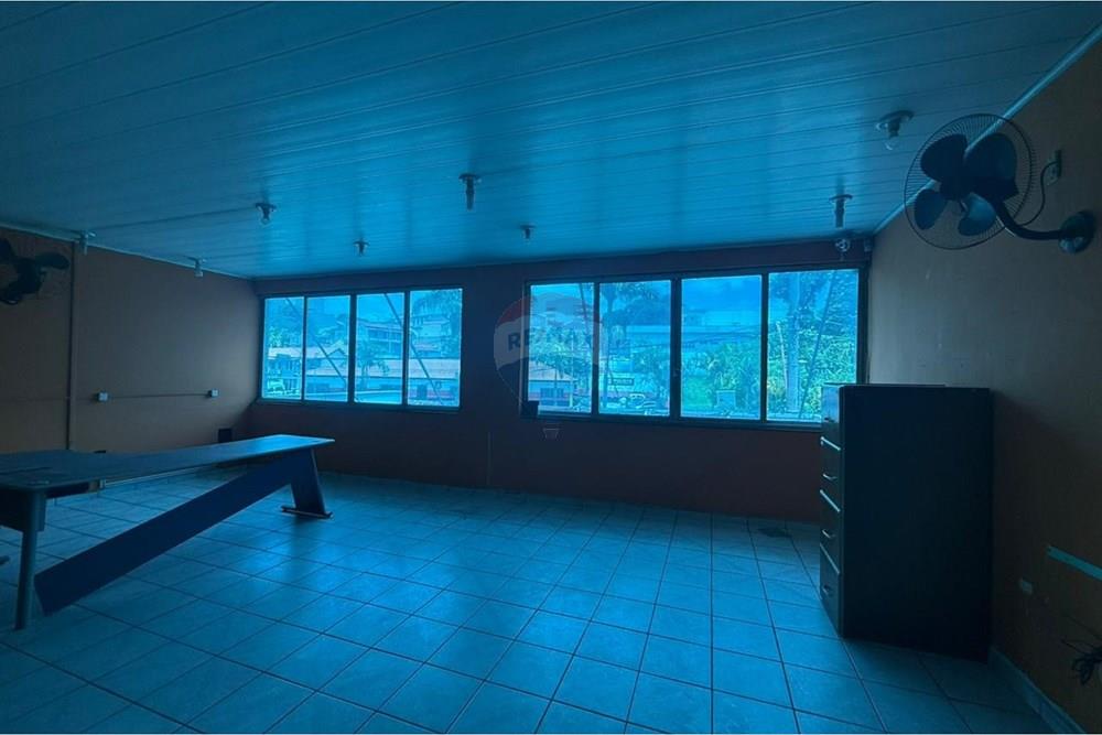 Ponto Comercial - Alugar - Bragança Paulista , São Paulo - WhatsApp Image 2026-03-02 at 12.45.35 (1).jpeg - 690041127-154