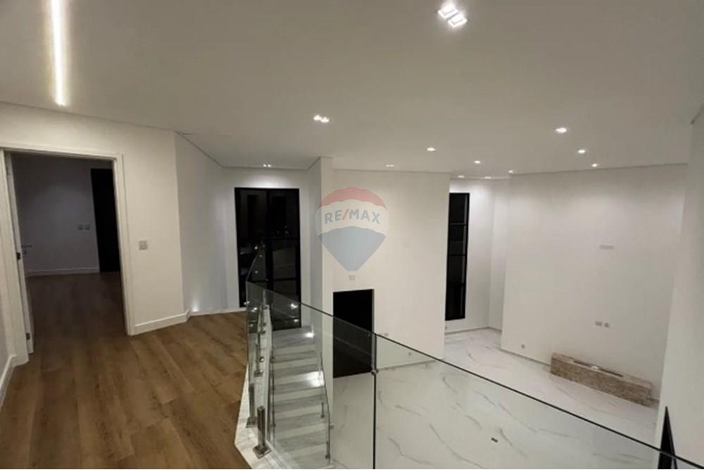 Casa de Condomínio - Venda - Santana de Parnaíba , São Paulo - Captura de tela_3-9-2025_133652_sp.olx.com.br.jpeg - 690951047-56