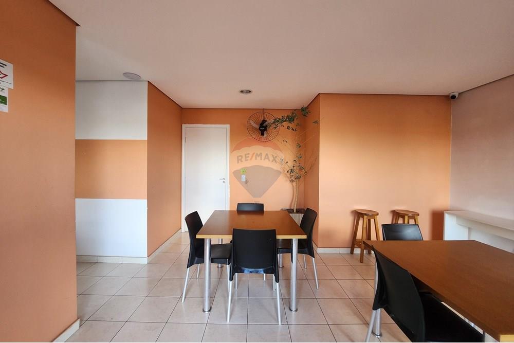 Apartamento à venda com 2 quartos, 53m² - Foto 17