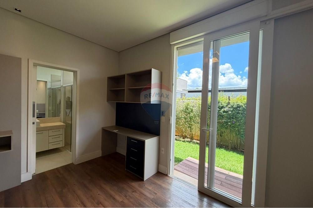 Casa de Condomínio - Alugar - Bragança Paulista , São Paulo - 2b8eec3c-e8d8-43e2-be5a-b7160e4ddaf7.jpeg - 690041127-117