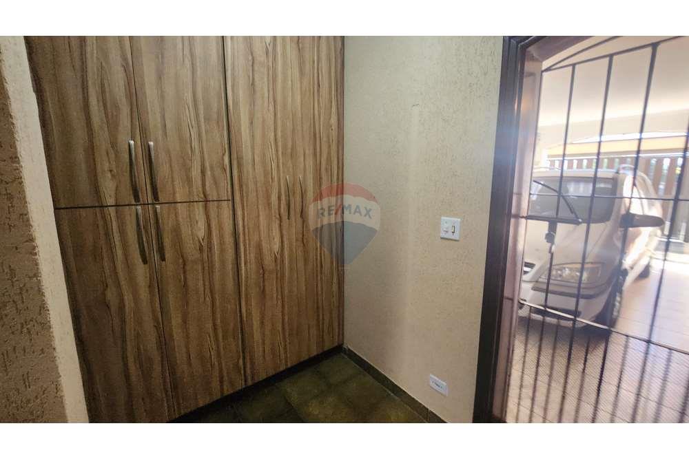 Casa à venda com 3 quartos, 250m² - Foto 47