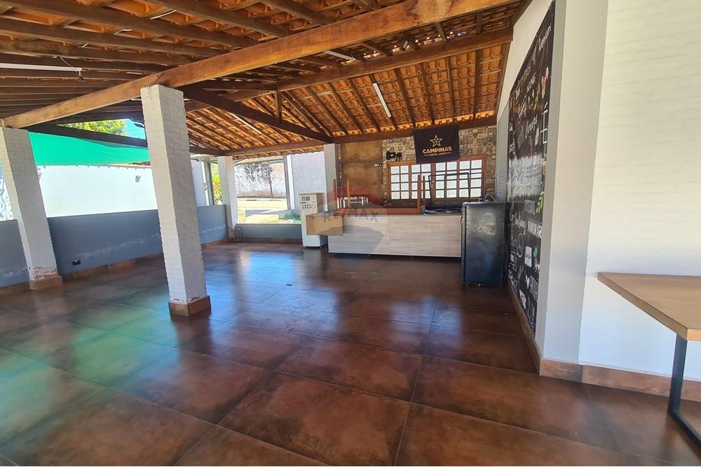 Casa para alugar com 3 quartos, 343m² - Foto 35