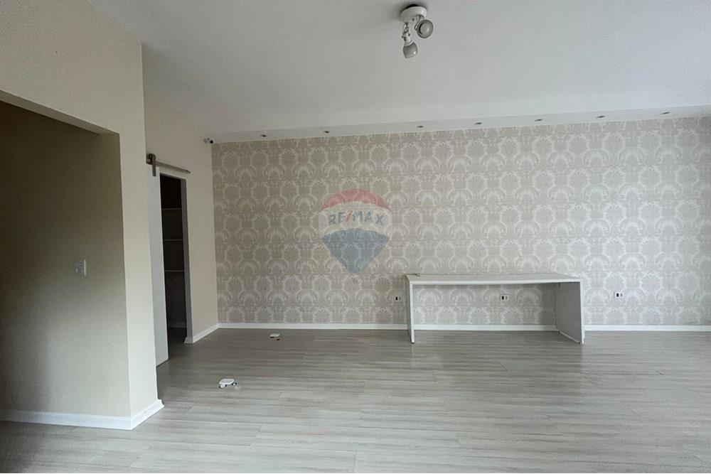 Casa Comercial - Alugar - Atibaia , São Paulo - WhatsApp Image 2025-11-22 at 14.55.45 (1).jpeg - 690471141-125