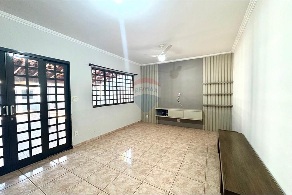 Casa - Venda - Limeira , São Paulo - 2549c547-a5a5-437d-9a24-7b00e04f2bb6.jpg - 690741004-72