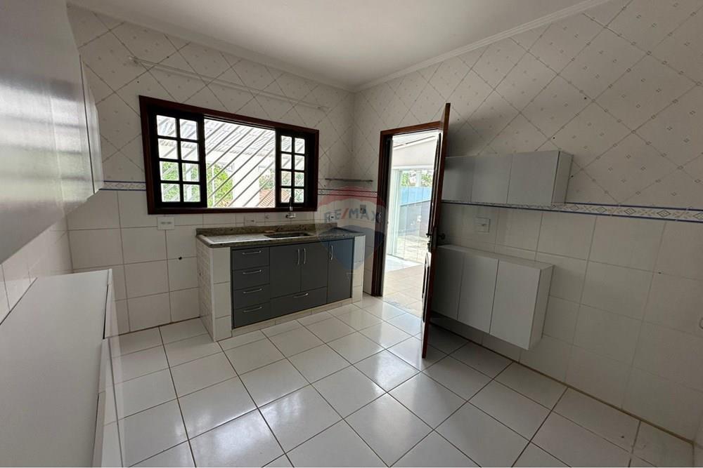 Casa - Alugar - Bragança Paulista , São Paulo - WhatsApp Image 2026-03-12 at 10.37.51 (2).jpeg - 690041139-70
