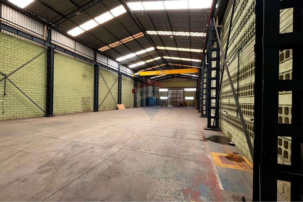 Galpão - Alugar - Hortolândia , São Paulo - Barracão com guindaste.jpeg - 690701021-74