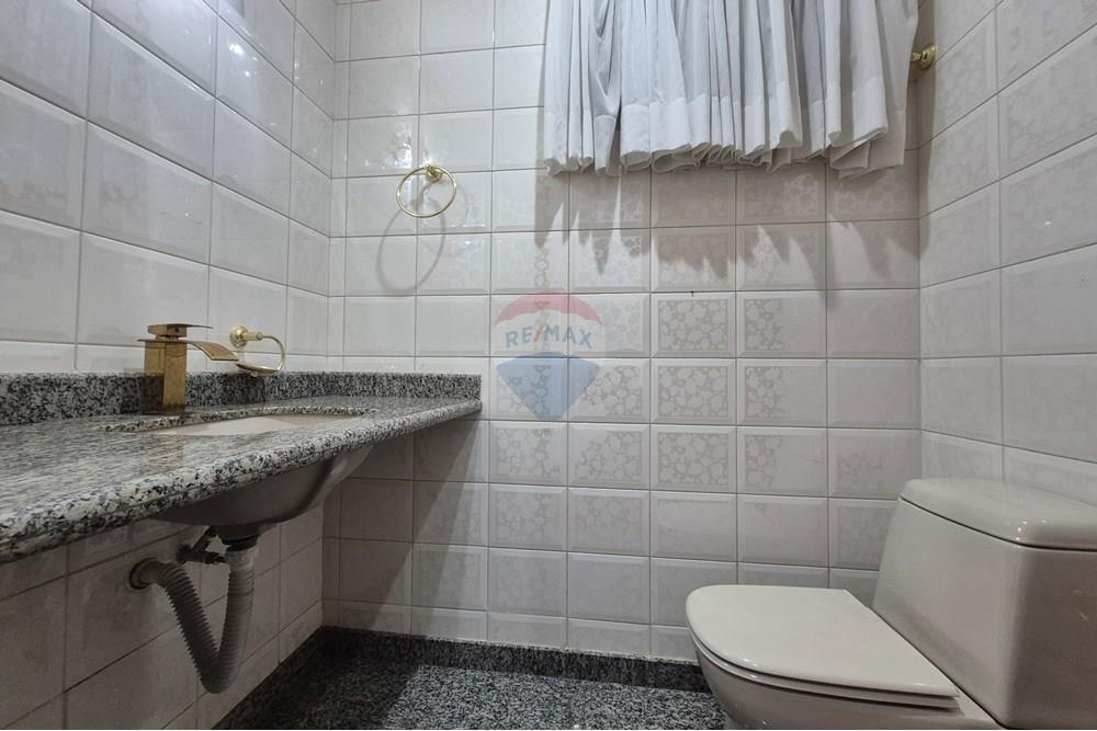 Apartamento à venda com 4 quartos, 221m² - Foto 32