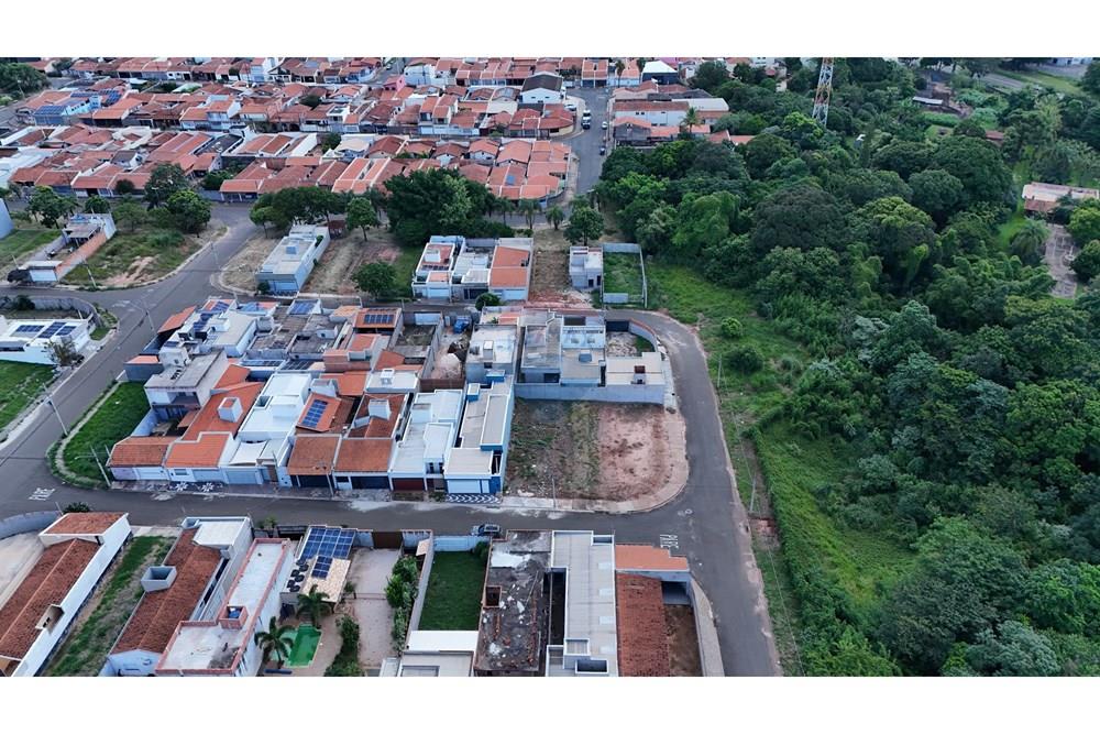 Terreno - Venda - Araras , São Paulo - foto drone 1.JPG - 690691061-23