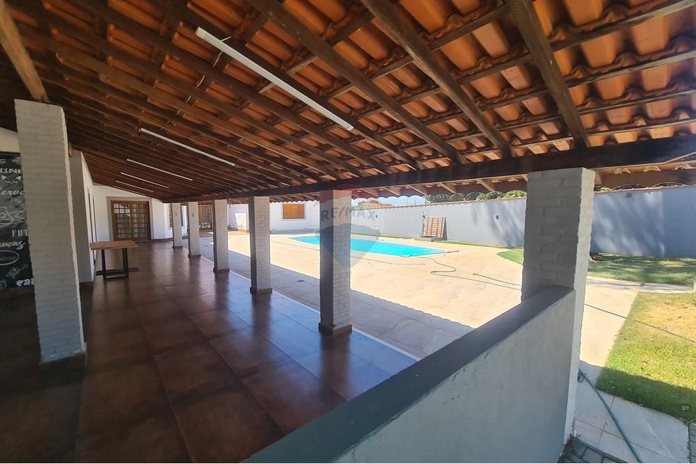 Casa para alugar com 3 quartos, 343m² - Foto 37
