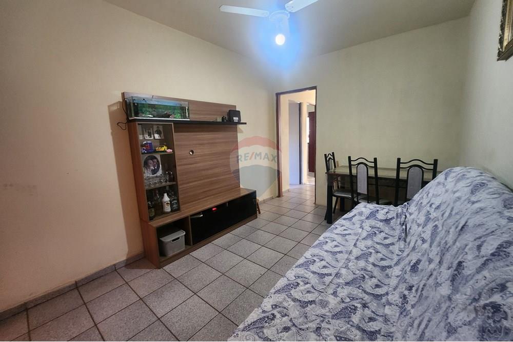 Casa à venda com 2 quartos, 64m² - Foto 10