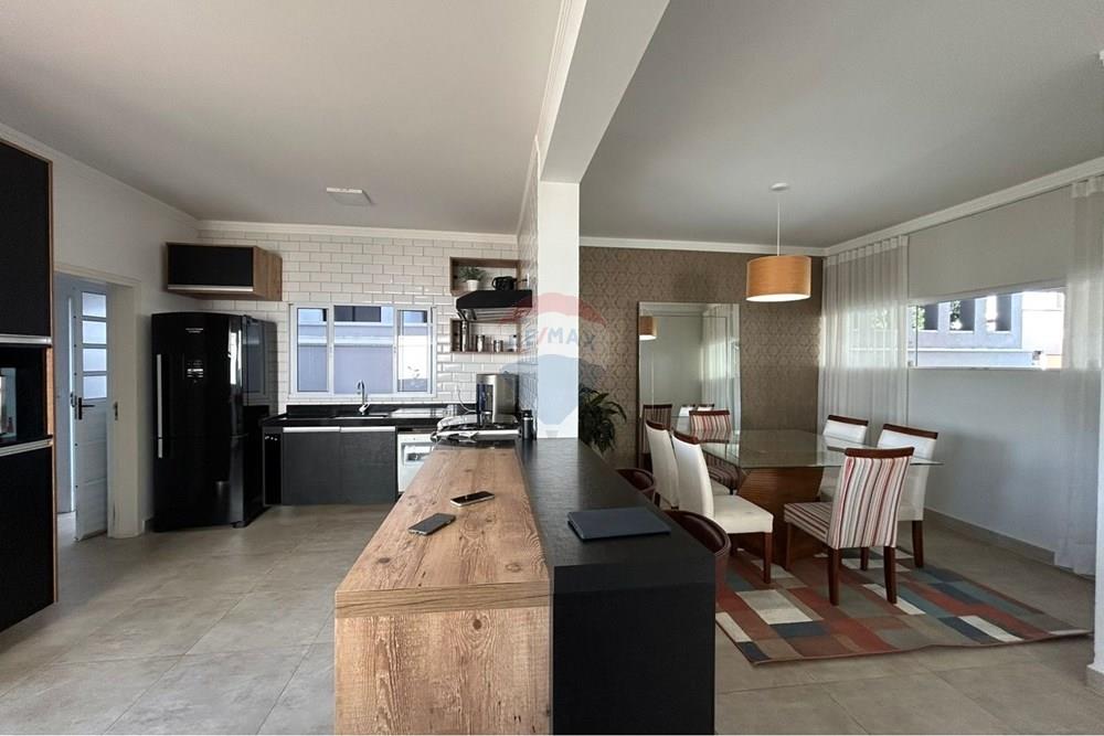 Casa de Condomínio - Venda - Salto , São Paulo - WhatsApp Image 2026-03-28 at 13.28.05 (2).jpeg - Cozinha - 690651007-54