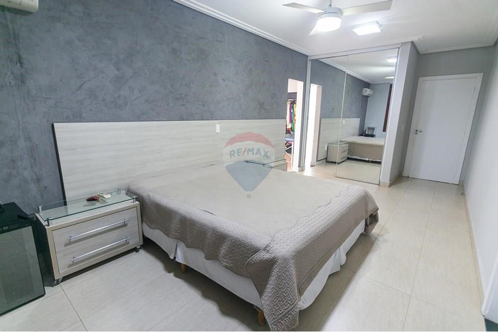 Casa para alugar com 5 quartos, 450m² - Foto 30