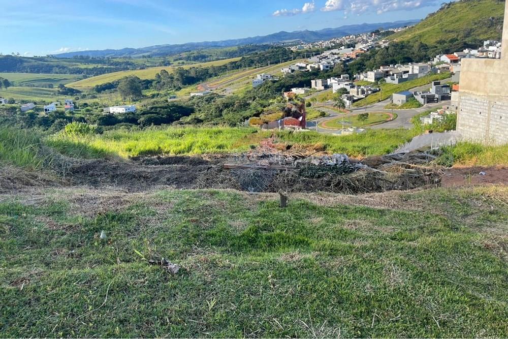 Terreno - Venda - Bragança Paulista , São Paulo - b87c51fa-9aa1-451b-8668-644c582f9a6b.jpg - 690041200-5