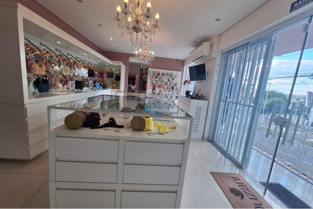 Casa Comercial - Alugar - Valinhos , São Paulo - WhatsApp Image 2025-05-06 at 10.45.53 (1).jpeg - 690681005-105