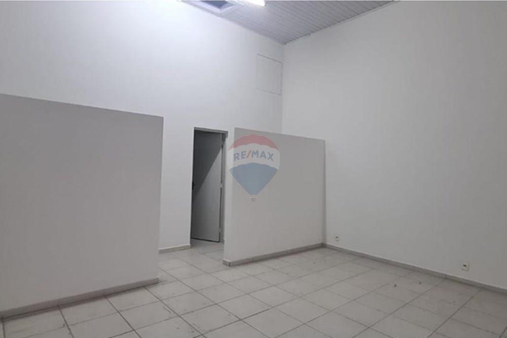 Ponto Comercial - Alugar - Atibaia , São Paulo - 38a8d004-eef2-43a5-81a0-9ddd88c0266b.jpg - 690921128-2