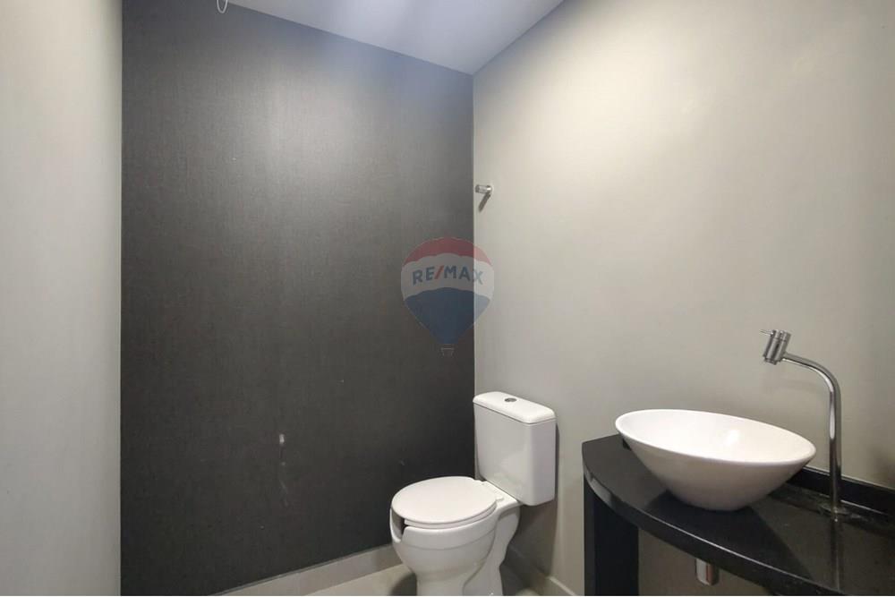 Ponto Comercial/ Loja - Alugar - Jundiaí , São Paulo - PHOTO-2025-10-31-17-44-42 (1).jpg - Banheiro - 690591052-28