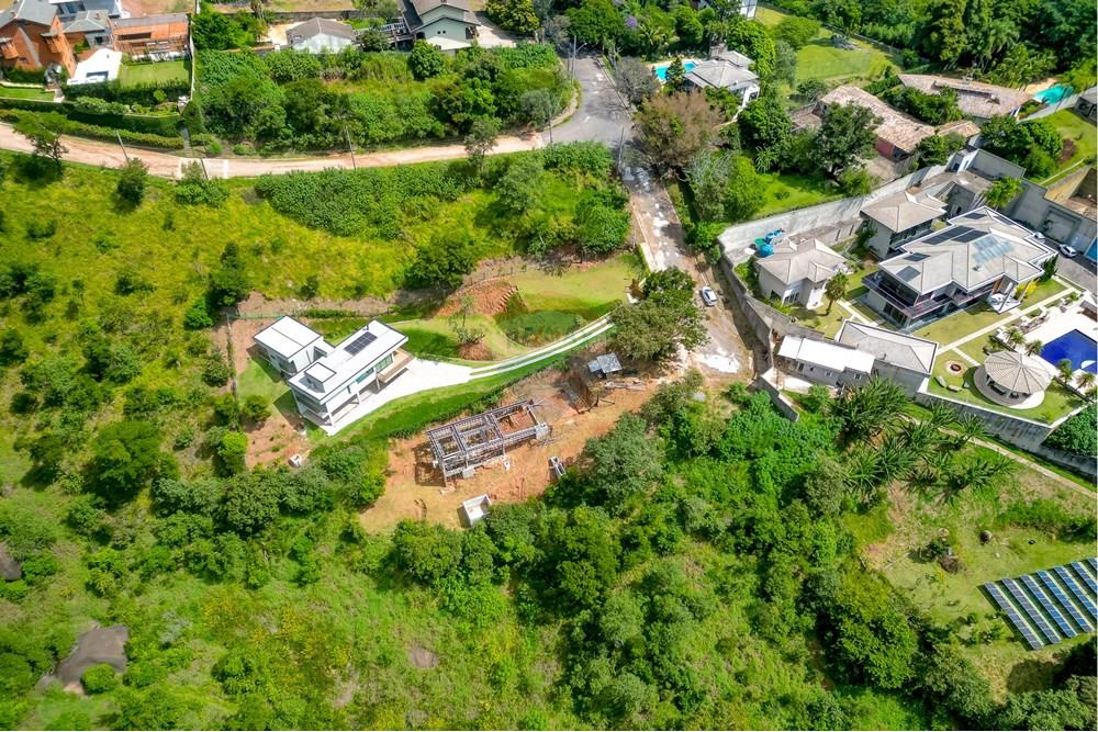 Terreno - Venda - Atibaia , São Paulo - 07-Terreno-no-Parque-Arco-iris-em-Atibaia-com-vista-permanente-para-a-Serra-e-projeto-aprovado.jpg - 690921044-68