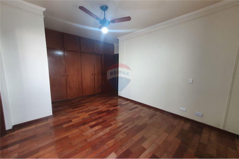 Apartamento à venda com 3 quartos, 154m² - Foto 19